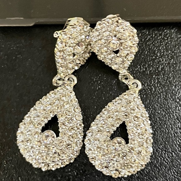 Four pairs Faux Diamond Earrings Clip On Prom Homecoming Coquette Girl Demure - Picture 7 of 15